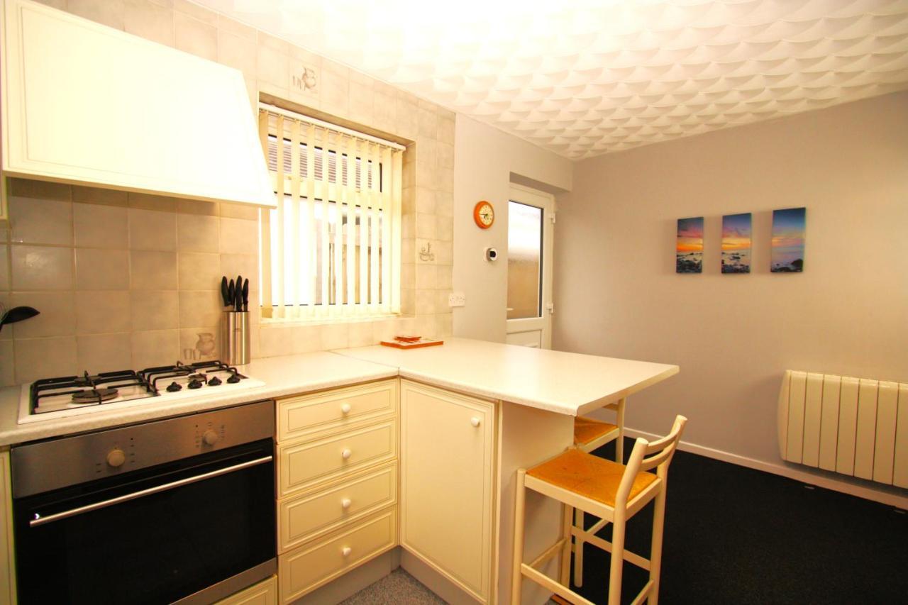 Heulwen - Moelfre Apartment Ngoại thất bức ảnh